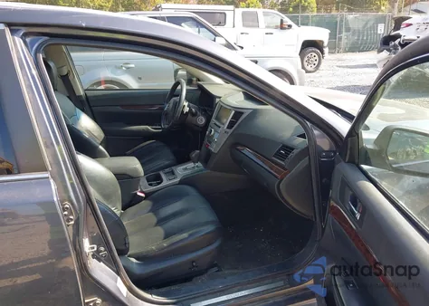 2014 Subaru Legacy 2.5I Limited из США, поврежденный, VIN 4S3BMBN60E3023659